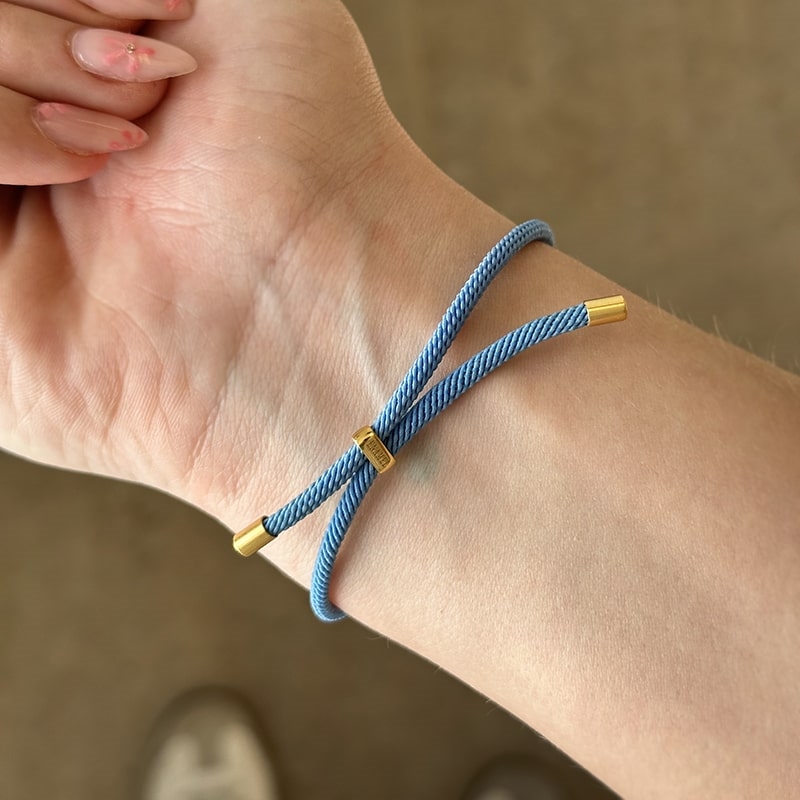 Enamel Color Cord armbånd i forgyldt sølv i lys blå 1